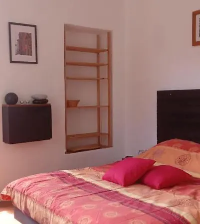 La Maison Du Bonheur بيت للعطل *