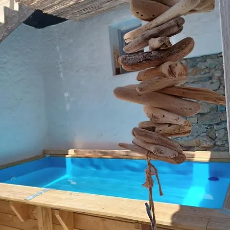 Prázdninový dům La Maison Du Bonheur *
